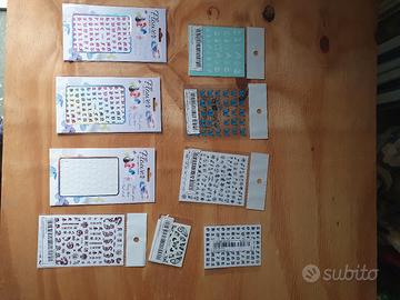 Adesivi per unghie varie fantasie