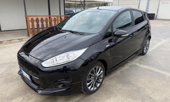 Ford Fiesta 1.5 TDCi 75CV 5 porte ST-Line