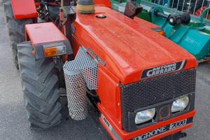 Trattore carraro
