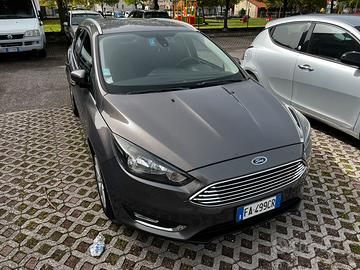 Ford Focus Titanium 1.5 Diesel MK2 gancio traino