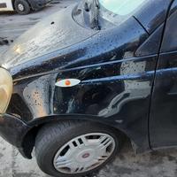 TOYOTA YARIS 2001 - PARAFANGO SINISTRO