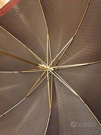 Elegante Ombrello Lungo Lancetti - Stile e Qualità