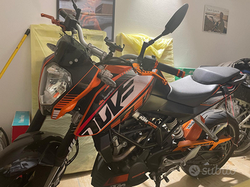 Ktm duke 125 abs