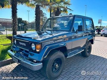 Toyota Land Cruiser lj 70