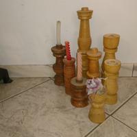 Set di candelabri in legno tornito