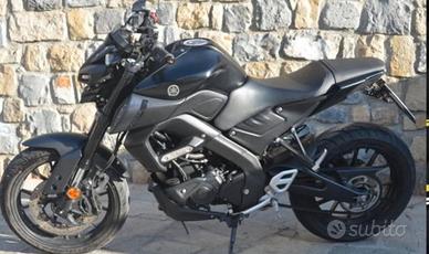 YAMAHA MT 125