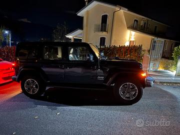 Jeep Wrangler Sahara Unlimited