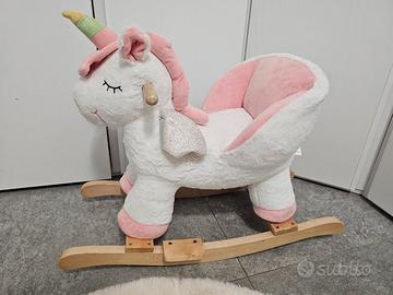 Dondolo Unicorno