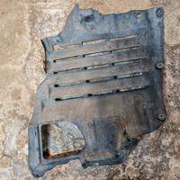 Passaruota anteriore destro inferiore  NO67RH 