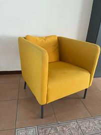 EKERÖ Poltrona ikea Skiftebo gialla
