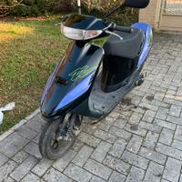 Scooter Suzuki zz