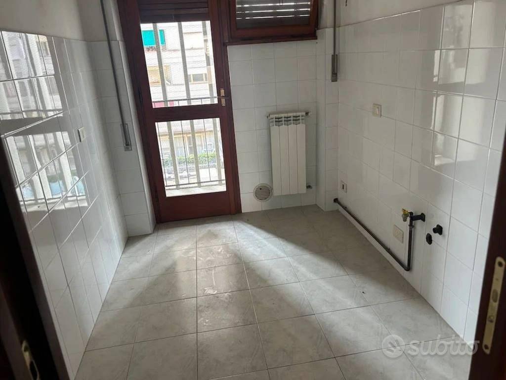 Appartamento – Latina, Villaggio Trieste - Vista 3