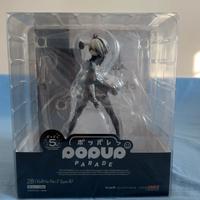 Action figure NieR