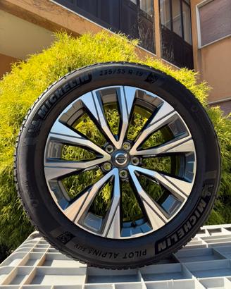 Cerchi lega volvo 19 + gomme invernali