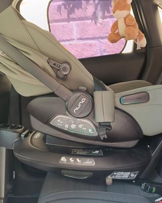 Seggiolino Nuna Arra Flex pine + Base Isofix Next