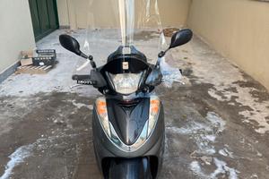 Honda sh 300i sport