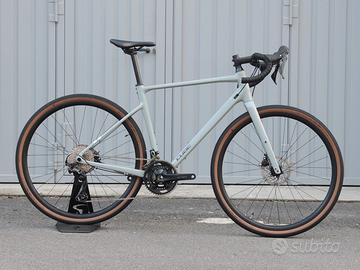 Bici Gravel Cube NUROAD Usata