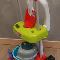 Carrello delle pulizie con accessori 