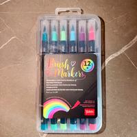 LEGAMI pennarelli brushes nuovi!