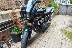 Yamaha Fazer 600 Nera