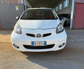 Toyota Aygo 1.0 12V VVT-i 5 porte Sol Connect