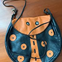 Borsa tracolla lavorazione artigianale in morbida