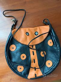Borsa tracolla lavorazione artigianale in morbida