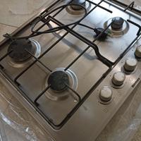 Piano cottura gas Bloomberg, quattro fuochi