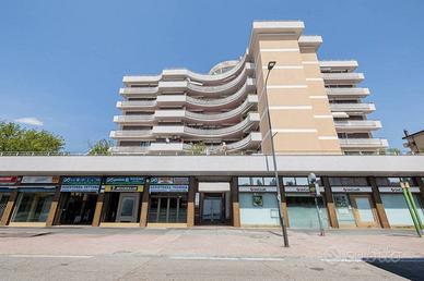 Appartamento di 116 m² con 3 locali e box auto a M