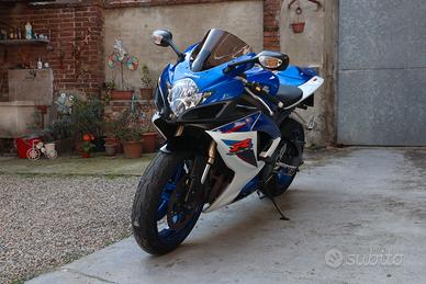 Suzuki gsxr-600 K7