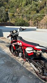 SWM SM 125 R 125 del 2018.