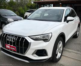 AUDI Q3 35 TDI S tronic Business Advanced