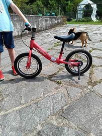 bici senza pedali con freni