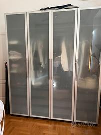Armadio Ikea Pax con ante a vetro