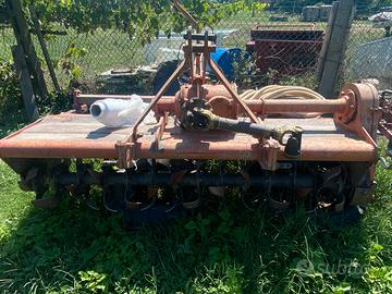 Fresa agricola per trattore