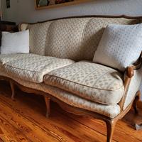 Divano e due poltrone