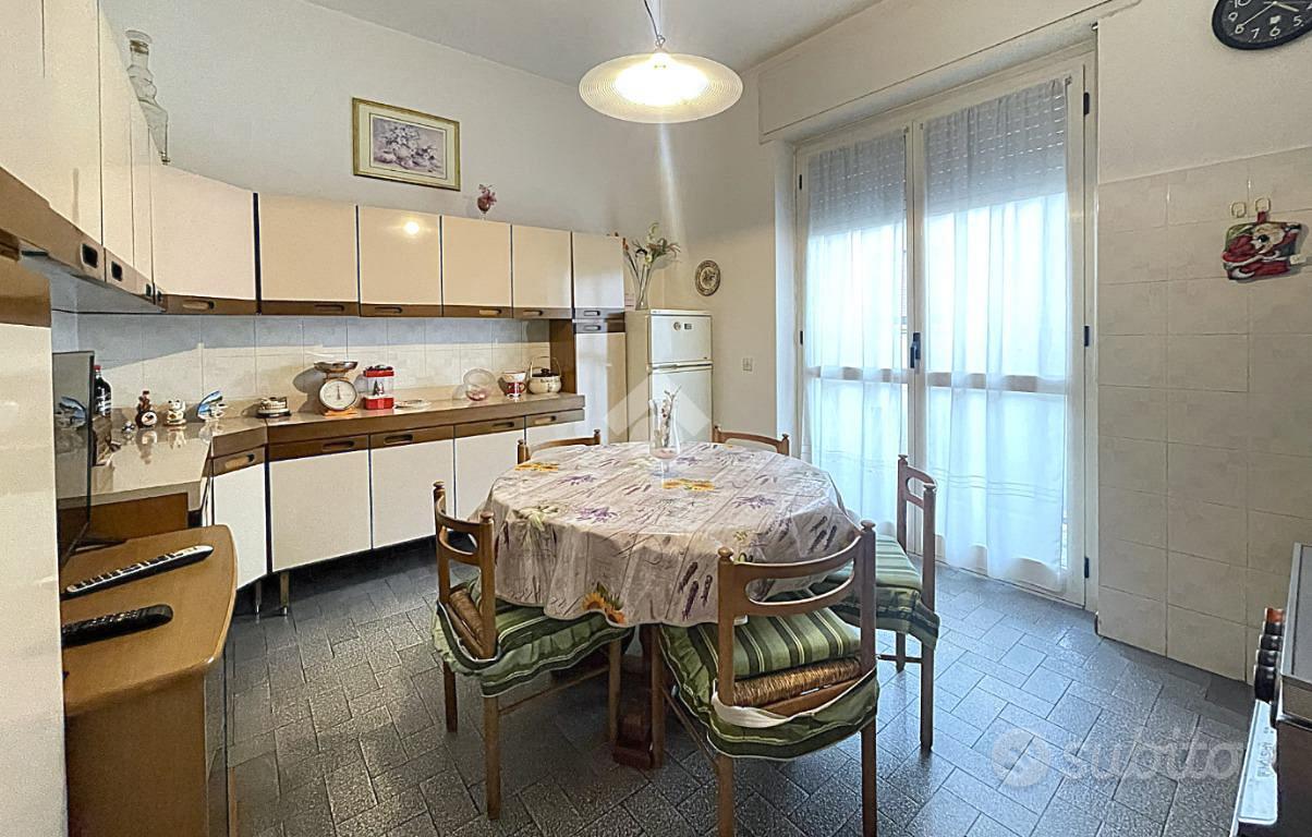 House in Figino Serenza, Como - Vista 2