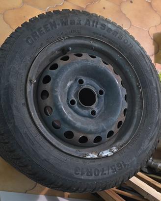4 ruote complete (gomme + cerchi) 165/70 R13 m+s