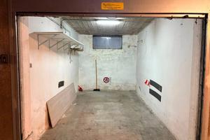 Box / Garage di 13 m² a Milano