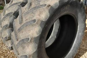 Gomme per trattore 600/65/34
