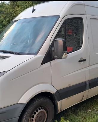 Volkswagen Crafter 2.5 TDI 2010 – Tetto Alto – Cam