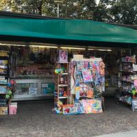 Chiosco edicola giocattoli servizi