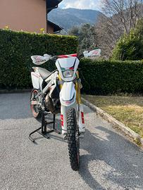 Hm 50cc cre