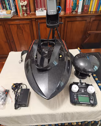 BATTELLINO New Predator RC Fishinghboat