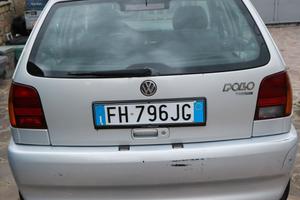Polo 1400 benzina/GPL in buono stato, mai urtata