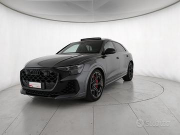 Audi RS Q8 4.0 mhev 48V performance 640cv tiptroni