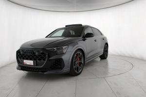 Audi RS Q8 4.0 mhev 48V performance 640cv tiptroni