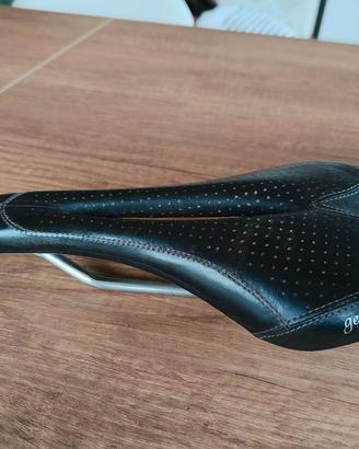 sella bici Selle Italia gel flow