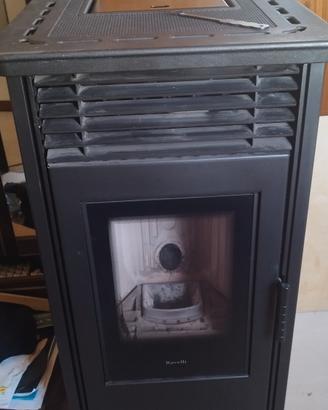Stufa a pellet Ravelli mod Holly Style