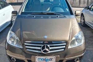 Mercedes-benz A 150 BlueEFFICIENCY Avantgarde
